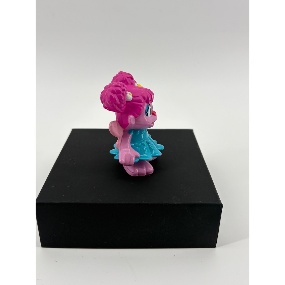 Hasbro Sesame Street Workshop Abby Cadabby Pink Fairy Figure 2014 Blue Dress - Picture 4 of 6